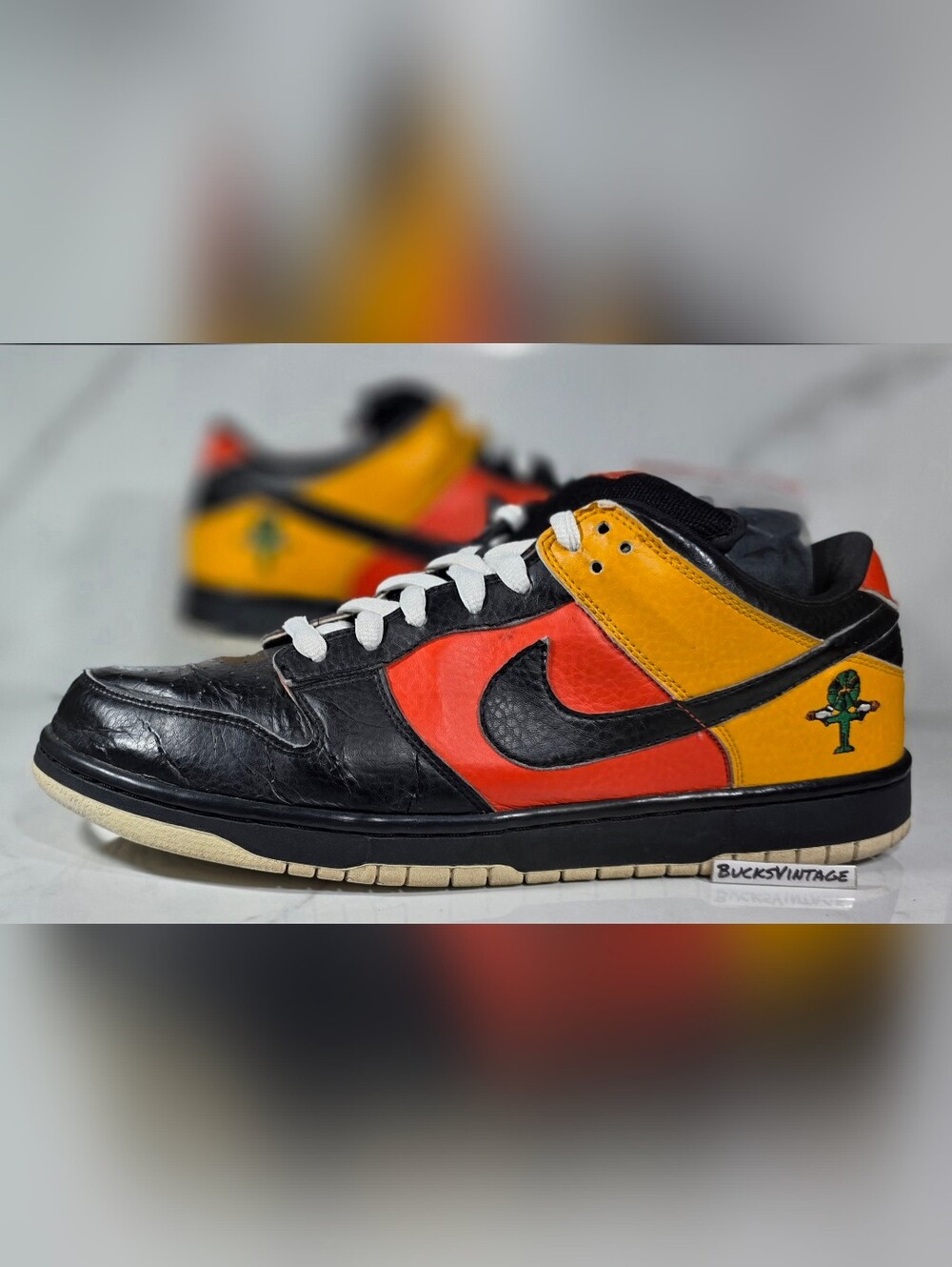 Vintage 2005 Nike Dunk SB Low Raygun HOME Mens Size 13 OG Pink Box Authentic